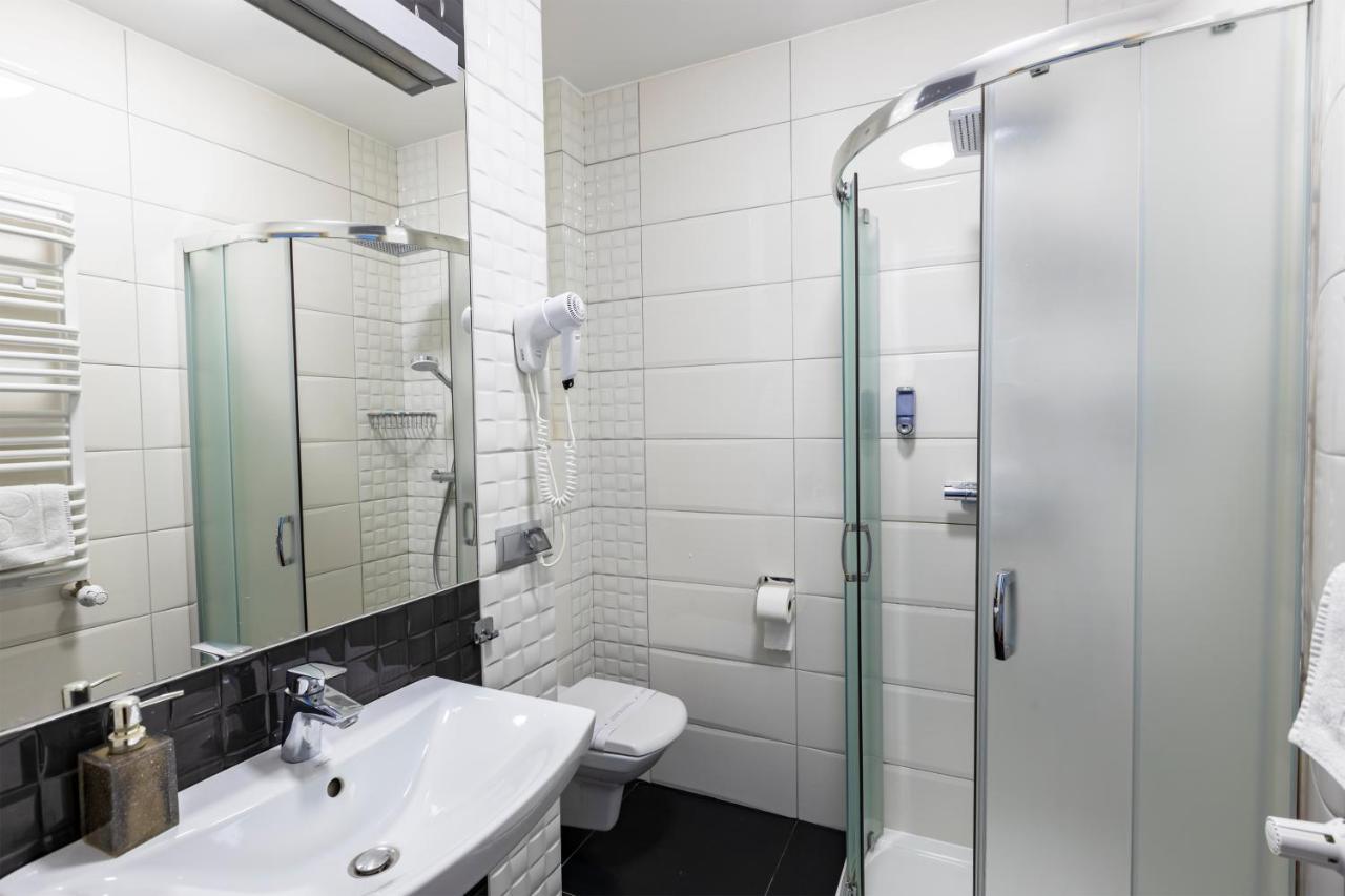 Stacja Snu Hostel Bytow  Bagian luar foto