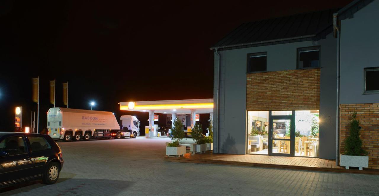 Stacja Snu Hostel Bytow  Bagian luar foto